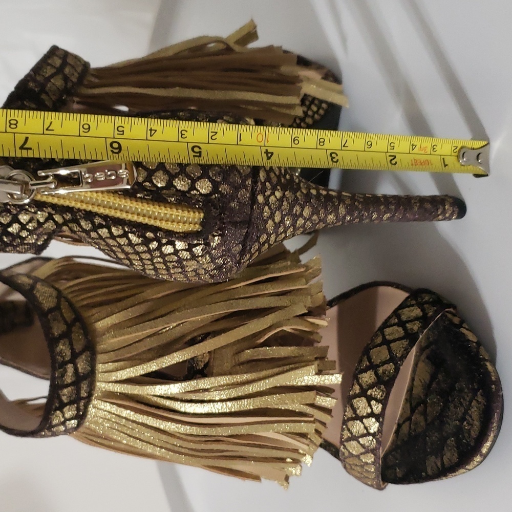 Bebe black and Gold Heels size 6 - Picture 5 of 10